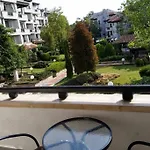 In The Picturesque Oasis & Apartment Lozenets
