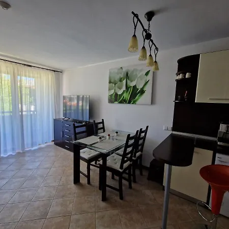 דירה In The Picturesque Oasis & *