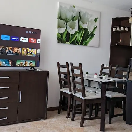Apartament In The Picturesque Oasis & Łozenec