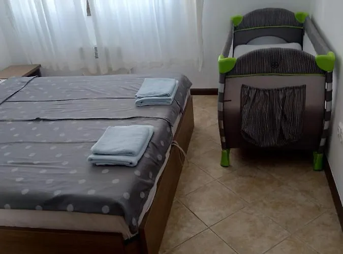 דירה In The Picturesque Oasis & לוזנטס